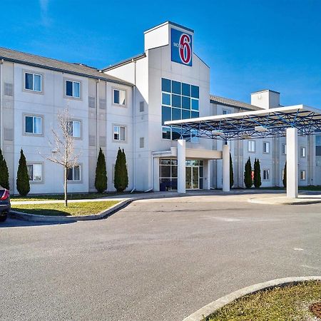 Motel 6-Peterborough, On المظهر الخارجي الصورة