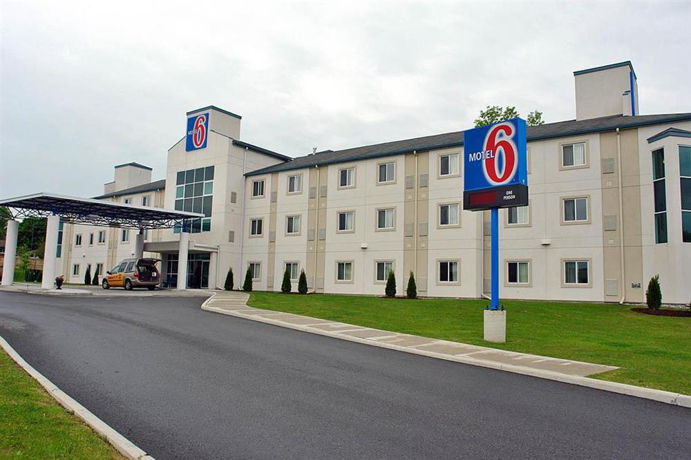 Motel 6-Peterborough, On المظهر الخارجي الصورة